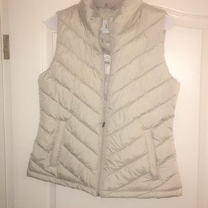 Brand New Perfect for Fall Gap Vest